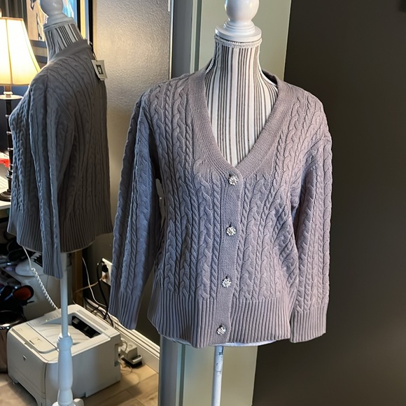 🛑 1 hour sale. Anne Klein, cardigan sweater, medium, bling buttons - Picture 3 of 8